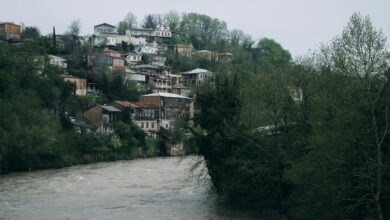 eastern streams flow east