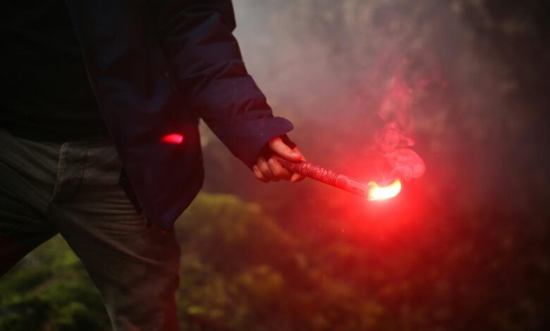 mysterious call through fog